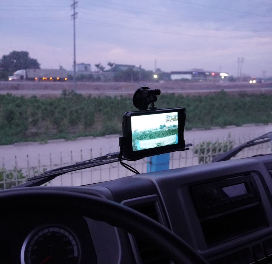 lắp đặt camera giám sát hành trình cho xe đầu kéo, xe tải chính hãng